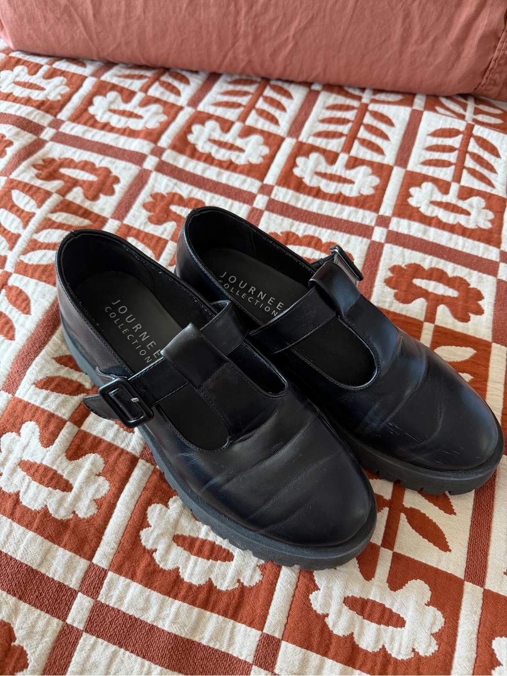 Journee Collection Black Mary Jane Chunky Strap Shoes, 11